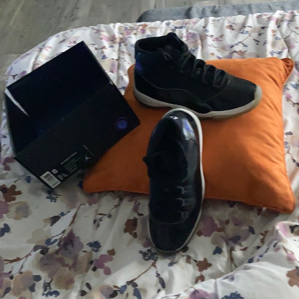 Jordan’s 11 retros black
